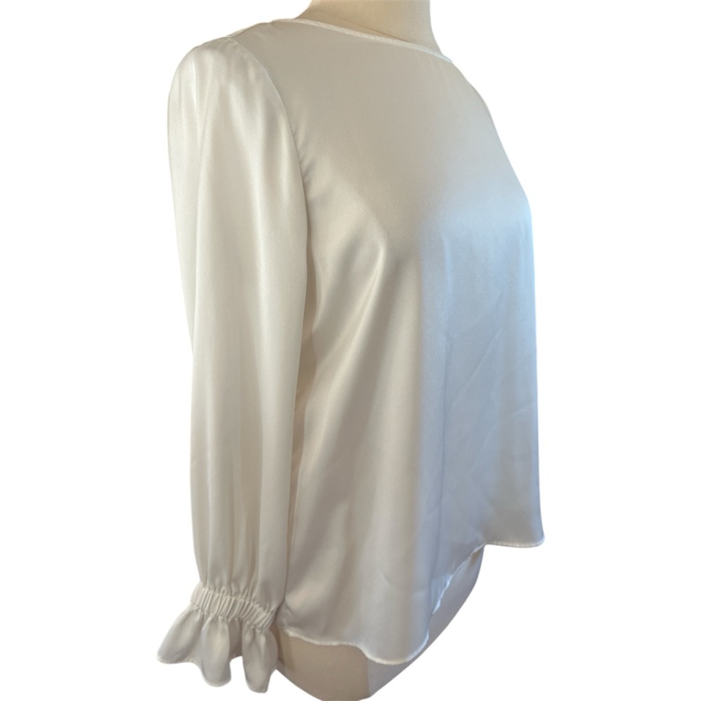 Banana Republic Ivory/Cream Long Sleeve Satin Blouse w/Boat Neckline Size Medium - Picture 3 of 8